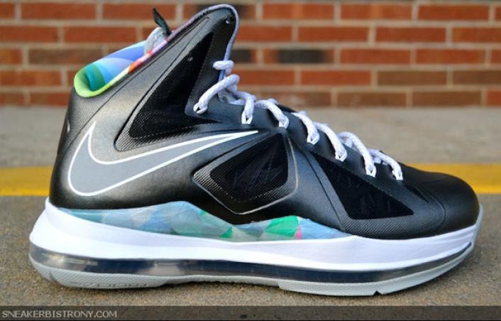 Nike LeBron X 